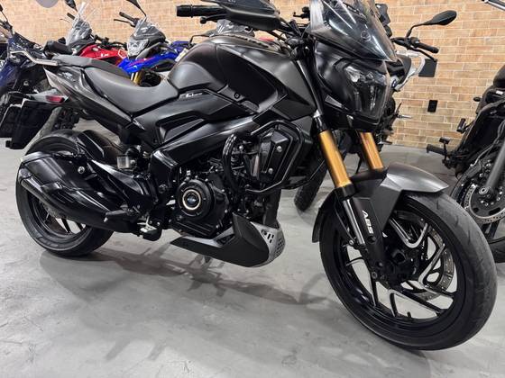BAJAJ DOMINAR 400 BAJAJ DOMINAR 400